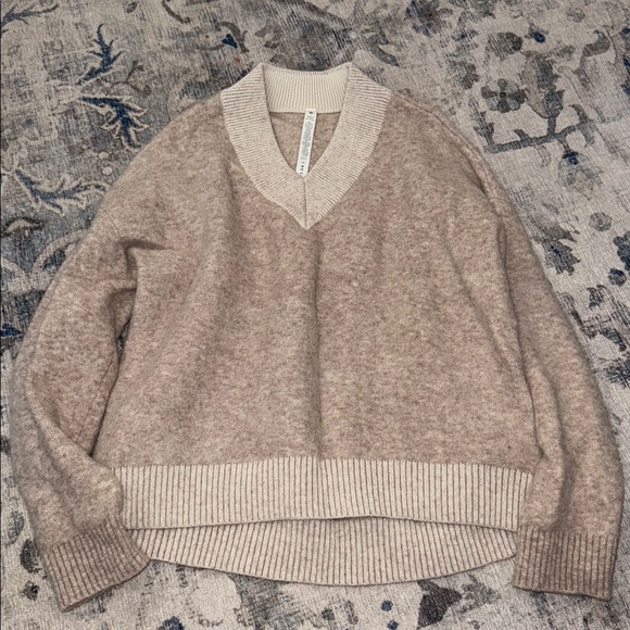 Lululemon Cozy Beige V-Neck Sweater - Picture 1 of 2
